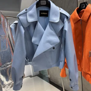 Veste en cuir bleu turquoise
